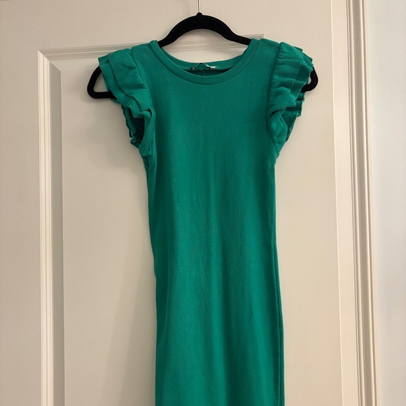 Zara Ruffled Ribbed Kelly Green - Picture 2 of 5